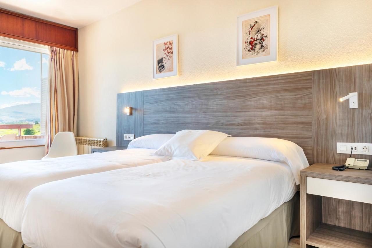Hotel Vejo Reinosa Eksteriør billede