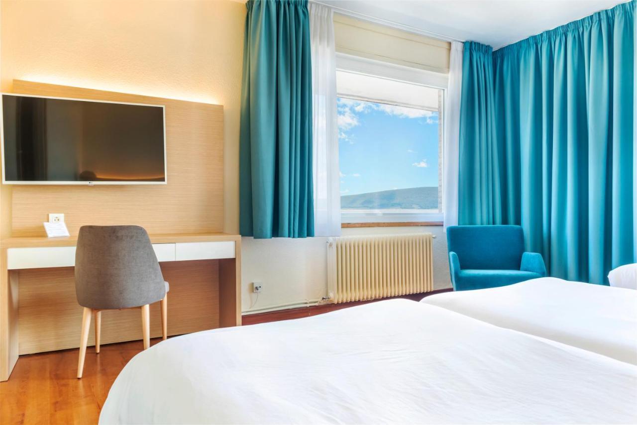 Hotel Vejo Reinosa Eksteriør billede