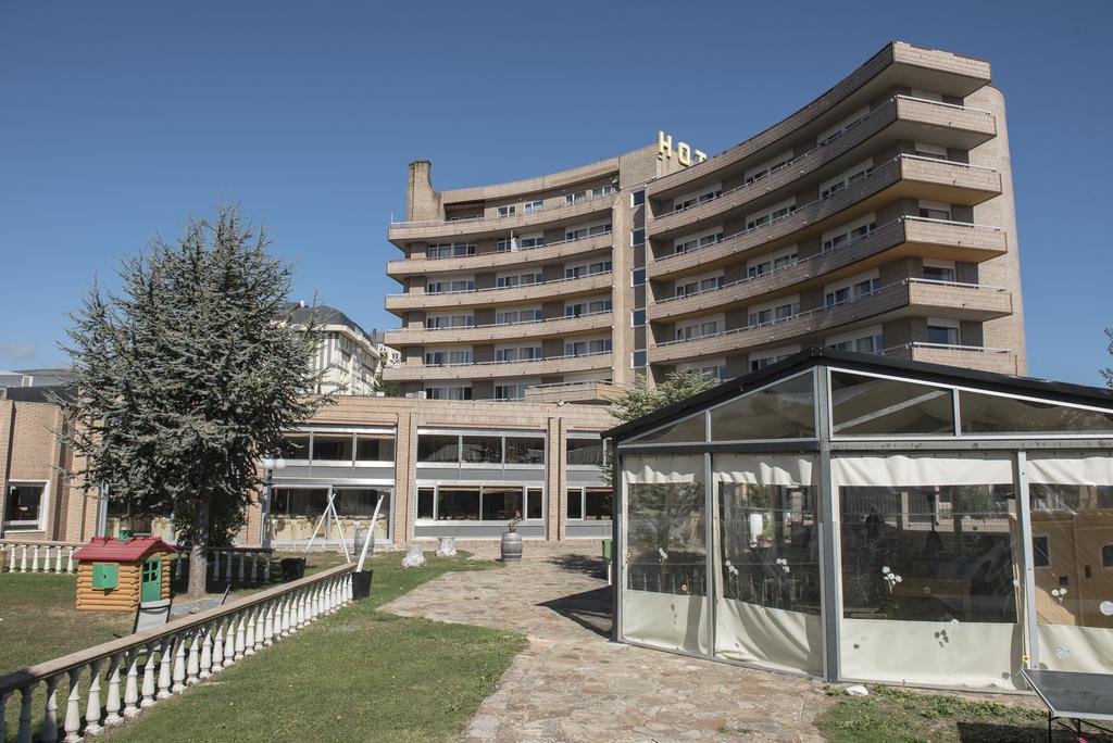 Hotel Vejo Reinosa Eksteriør billede